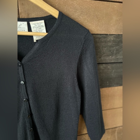 Vintage Black Button-Up Knit Cardigan Soft 90s Minimalist Layering Top - Picture 9 of 9